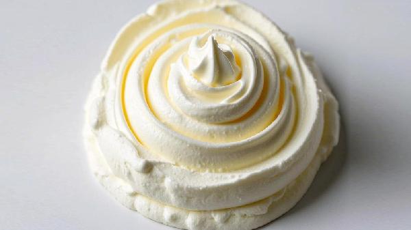 奶油可以手动打发吗