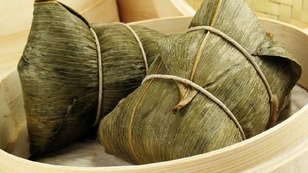 包粽子红豆要先煮吗