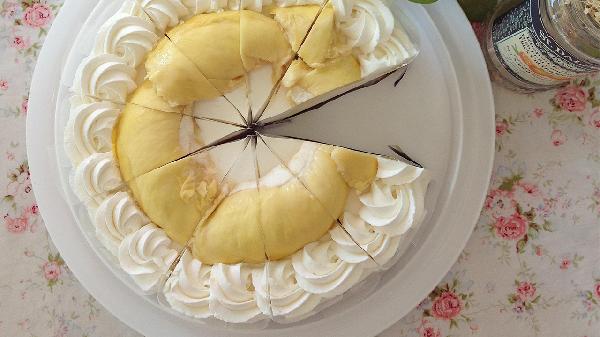 放了两天的蛋糕还可以吃吗