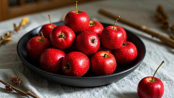 干山楂泡水有什么好处