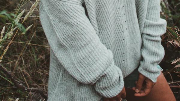 包芯纱毛衣和普通毛衣哪个好穿