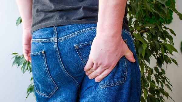 臀部两侧肉怎么减也减不掉