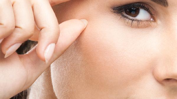 不洗脸皮肤反倒很好