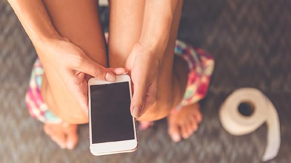 初中生玩手机怎样疏导孩子