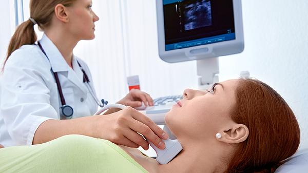 孕10周HCG下降好几万，B超没事怎么回事，怎么办