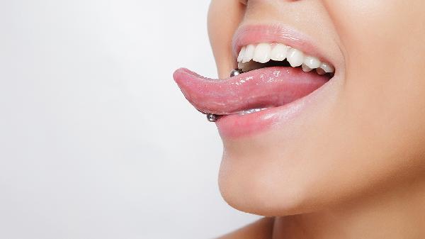 舌系带过短的症状有哪些 舌系带过短的4个症状浅析