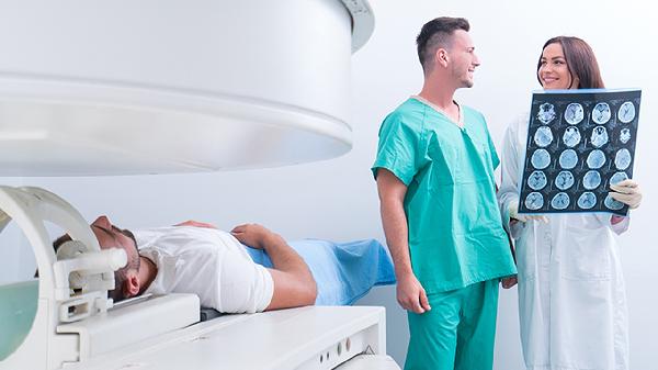 做petct能不能代替增强CT