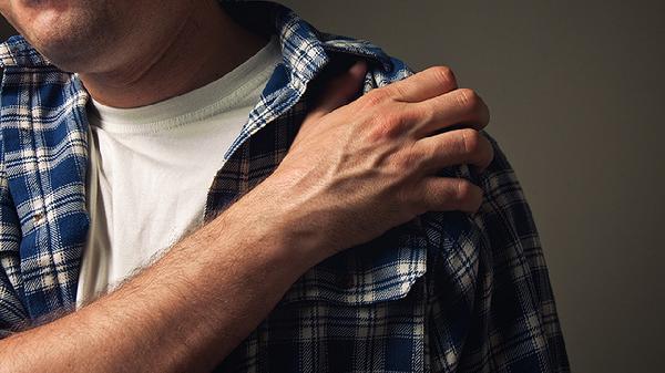 脖子肩膀肌肉酸疼怎么缓解