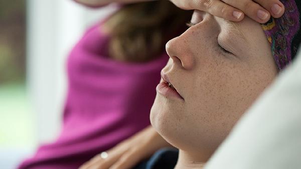 五岁宝宝发烧咳嗽口臭怎么回事