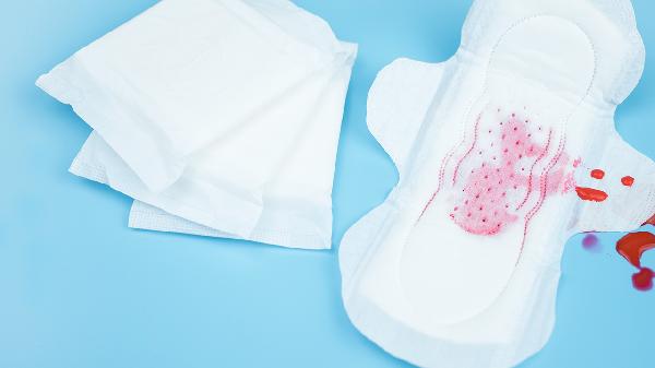 abc卫生巾有凉又辣正常吗