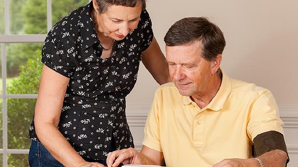 80岁老人排精好还是不排精好