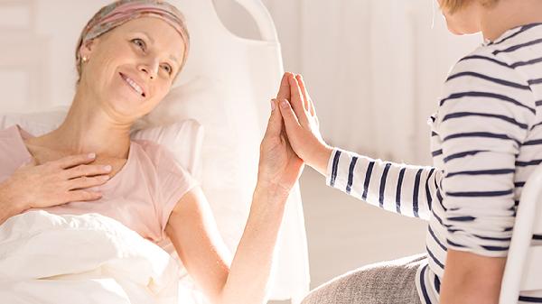 人不会无缘无故得帕金森,医生说出了真相:背后或有这三个原因