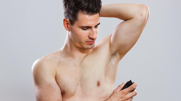 腋下长了一颗红包触碰挤压疼痛是怎么回事