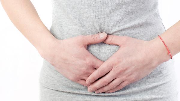 男孩患有疝气有哪些症状 疝气的3个症状让你痛不欲生