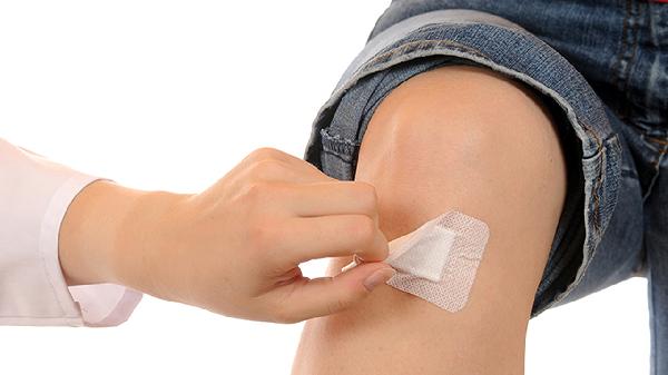 膝盖磕伤伤口感染发炎怎么办