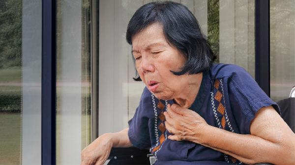 老年人为什么容易感染肺炎