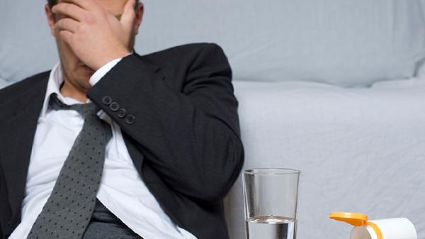 一氧化碳中毒会出现腹痛吗？