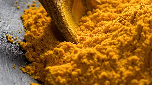 雄黄擦皮肤的正确方式是什么