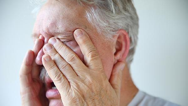 老年人眼缺血综合征有什么症状