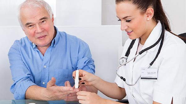 老年人糖尿病早期有什么症状 老年人糖尿病早期的3个症状探究