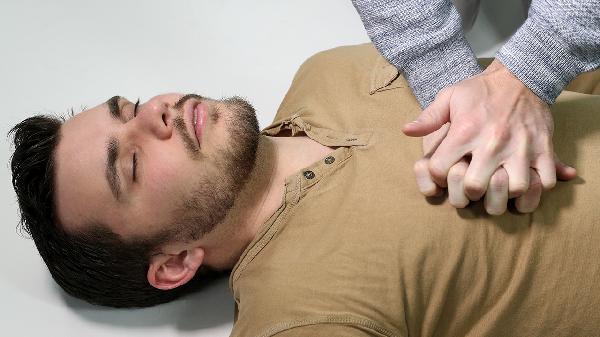 什么情况下不能进行心肺复苏