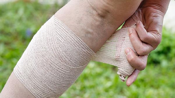 大腿内侧红肿怎么回事 大腿内侧红肿的三个治疗方法