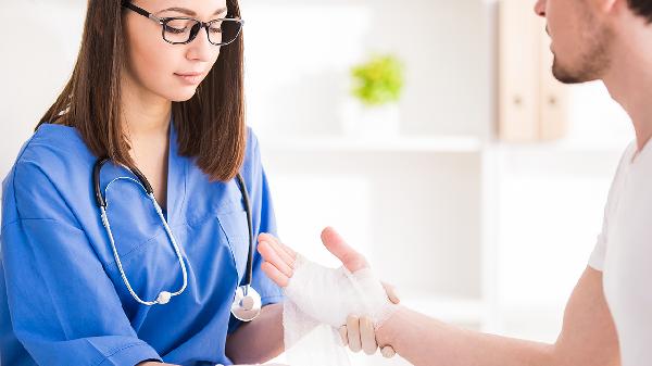 家族性良性天疱疮的症状有哪些