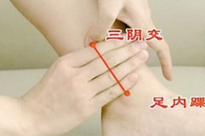 脚是健康的“放大镜”!医生提醒:若脚上有这几种症状,要小心了