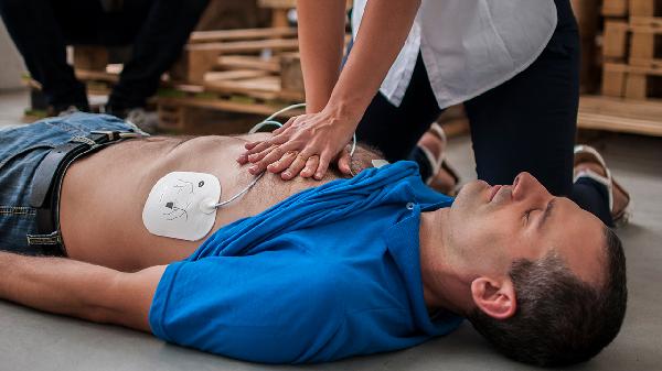 心肺复苏有哪些注意事项 心肺复苏的3个注意事项盘点