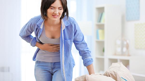 女性下腹疼痛有血尿是什么原因
