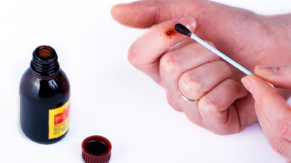 喷的碘伏和擦拭的碘伏一样吗