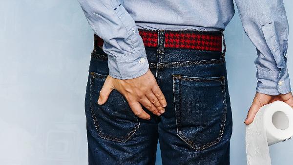 坐骨神經(jīng)疼是什么原因引起的