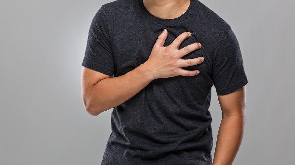 情绪不好左边肋骨下隐隐作痛