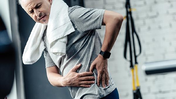 男人左侧后腰疼是什么原因