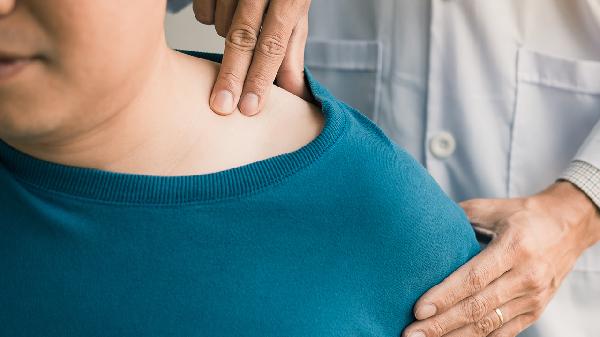 腰部急性疼痛怎么办 腰部急性疼痛的几个缓解方法详述