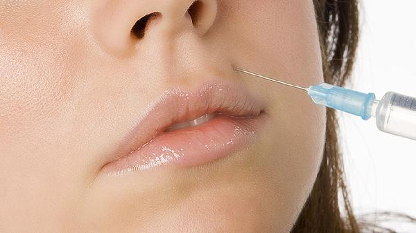 脸上爆痘是什么原因