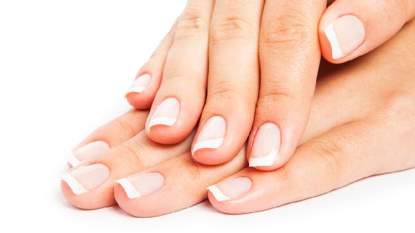 身体发麻不是无缘无故的?不同部位是不同疾病的前兆,别轻视