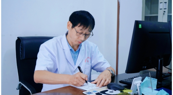 成都青羊经方堂寇德发：辩证与辨病结合减少疾病复发率！