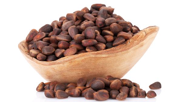 这4种坚果最坏血!医生劝告:血压高的人要少吃,不听劝后悔莫及