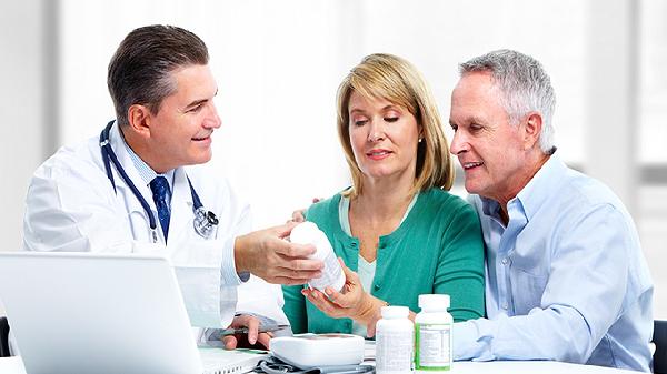 保健品开封干燥剂丢不丢?专家给正解「做错反害变质」