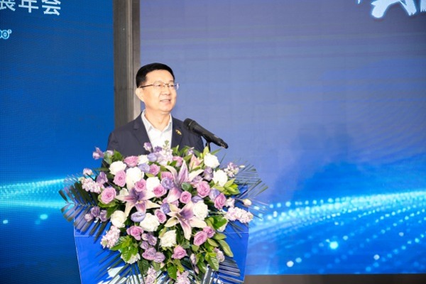 何氏眼科第五届干眼发展年会开幕：聚焦AI技术 推动诊疗创新