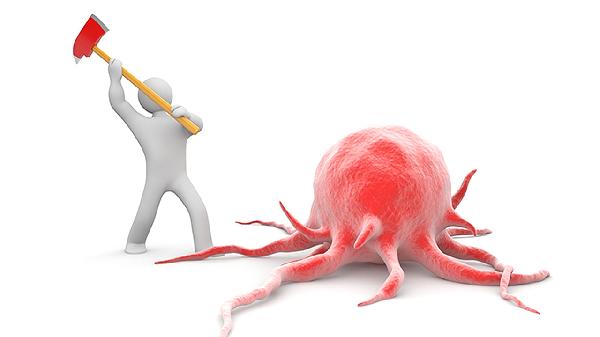 为何中老年人癌症高发?医生:原因主要在这几点,退休后要注意