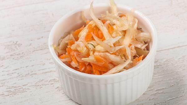 吃咸菜到底会不会致癌?对身体是好是坏?牢记4点,降低健康风险