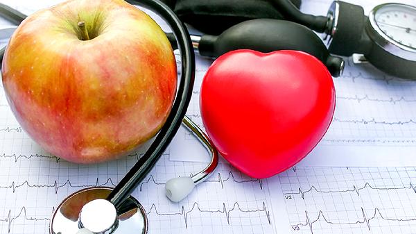 苹果搭配这味煮水,堪称“肝脏解毒水”,补气活血,很多人不知道