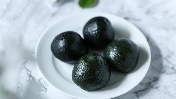 哪类人不建议吃糯米成为热谈,医生发现:吃糯米时,多留意这3点