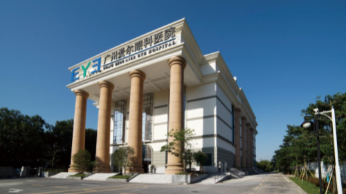 全飞秒和半飞秒近视眼手术哪个好?广州爱尔眼科医院解析:全术式选择指南