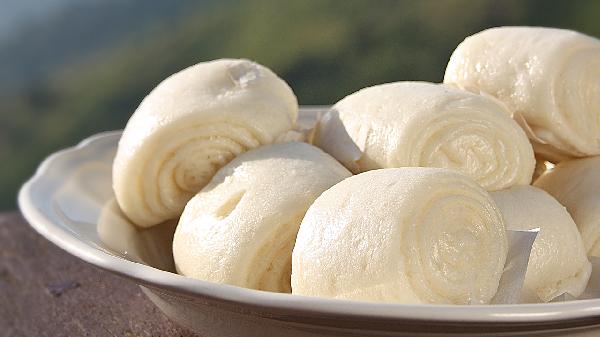 馒头放入冰箱冷冻会滋生黄曲霉素,吃了易致癌?了解一下再做决定