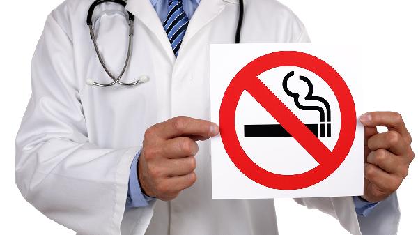 长期抽烟会变老吗