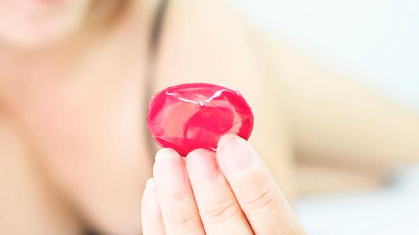 安全套如何正确佩戴