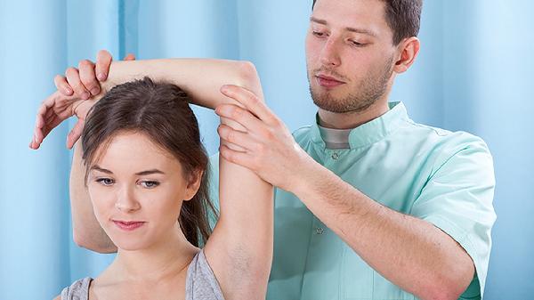 手臂平举坚持多久正常